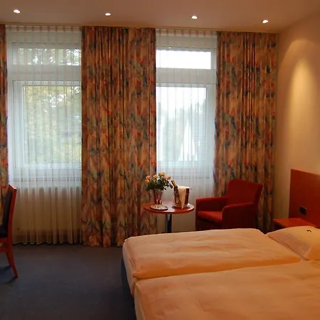 Astoria 3* Ratingen