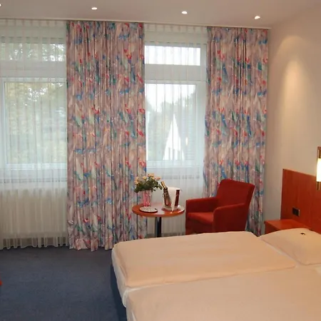 Astoria 3*