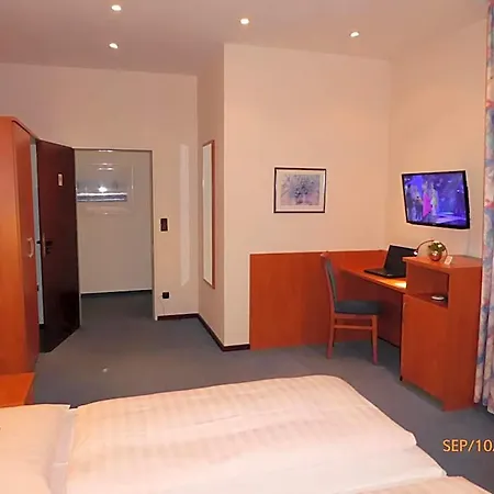 Astoria 3* Ratingen