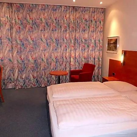 Astoria 3*
